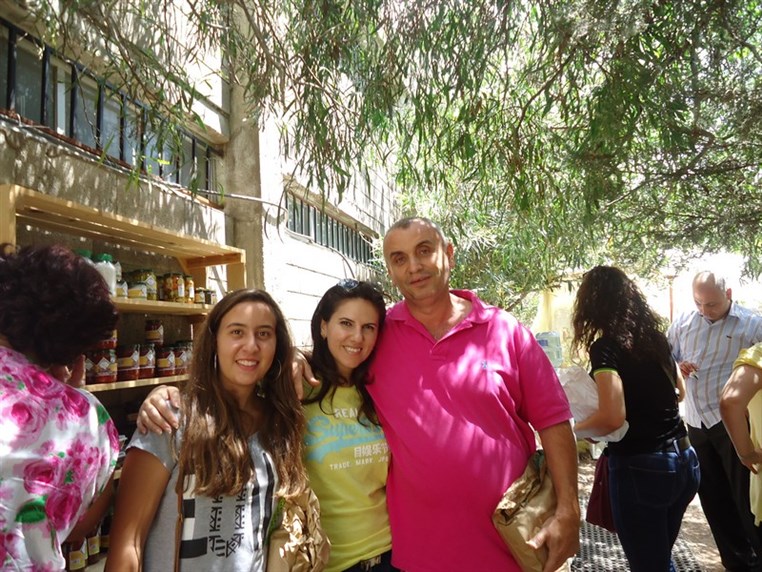 9th Annual Honey Harvest Event 